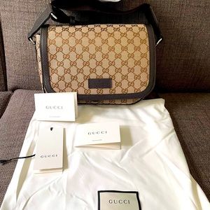 BNEw Gucci crossbody